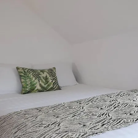 Mount Brandon Haven * دينغل