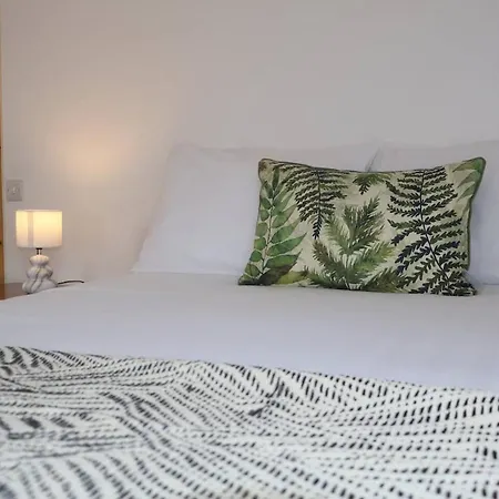 Mount Brandon Haven * دينغل