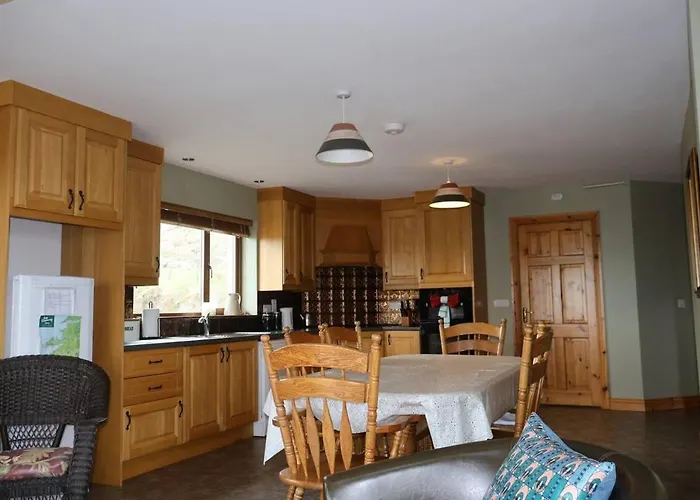 Mount Brandon Haven * Dingle