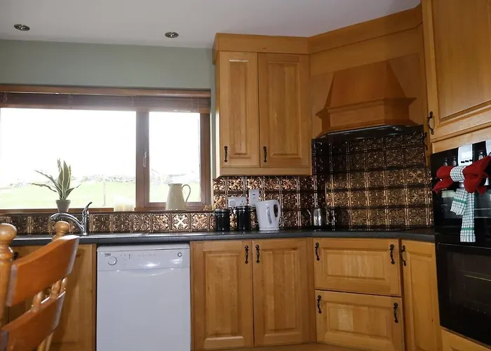 Mount Brandon Haven * Dingle